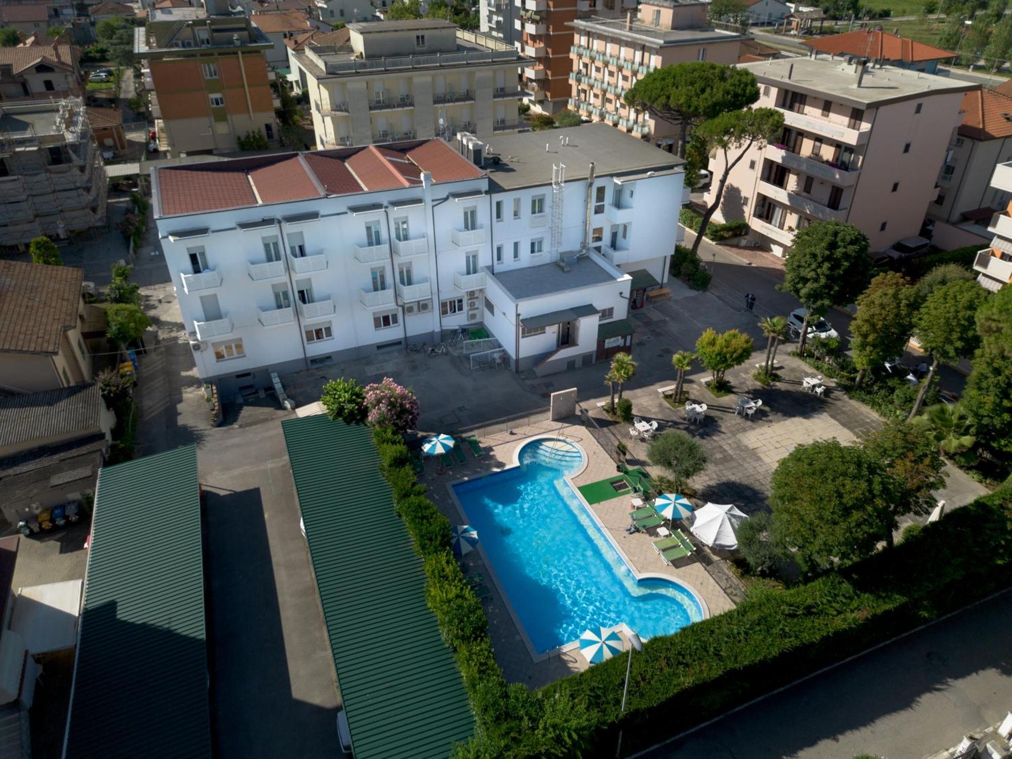 Hotel Vannini Rimini Eksteriør billede