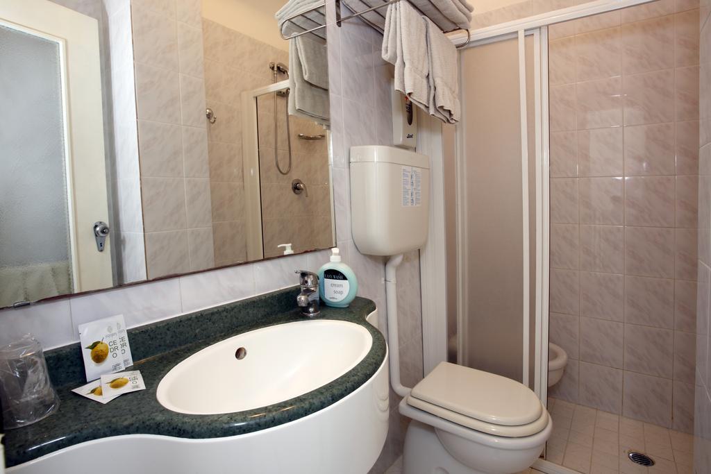Hotel Vannini Rimini Værelse billede