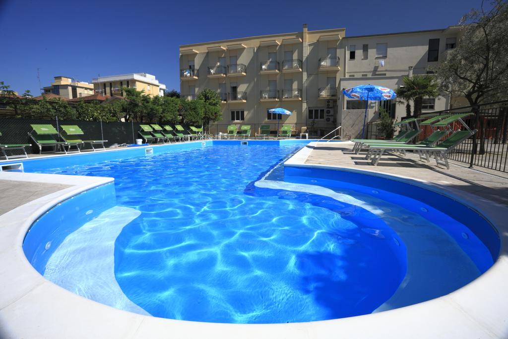 Hotel Vannini Rimini Eksteriør billede