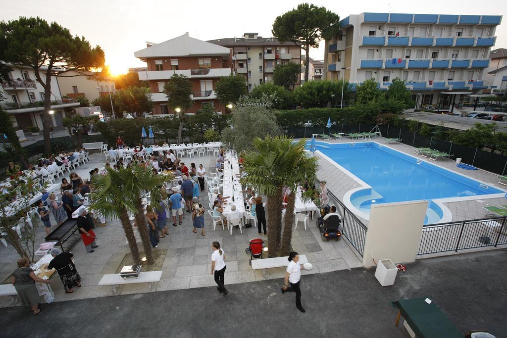 Hotel Vannini Rimini Eksteriør billede